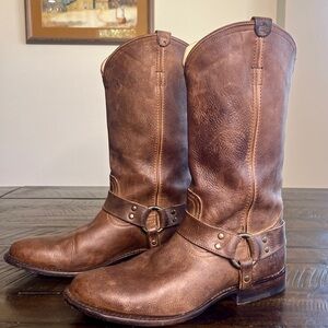 Frye Wyatt Women’s Cognac Leather Boots Size 8.5